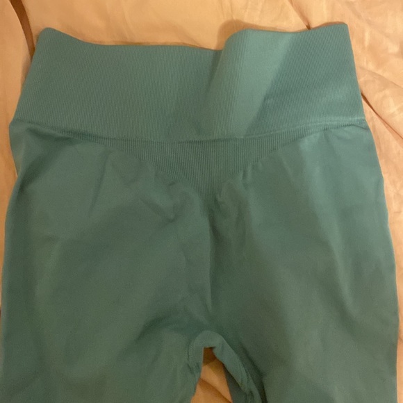 Tala leggings worn once - Picture 3 of 3